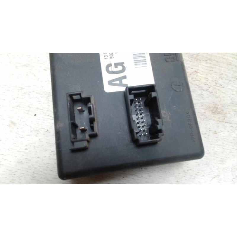 Calculateur OPEL MERIVA B PHASE 1 d’occasion