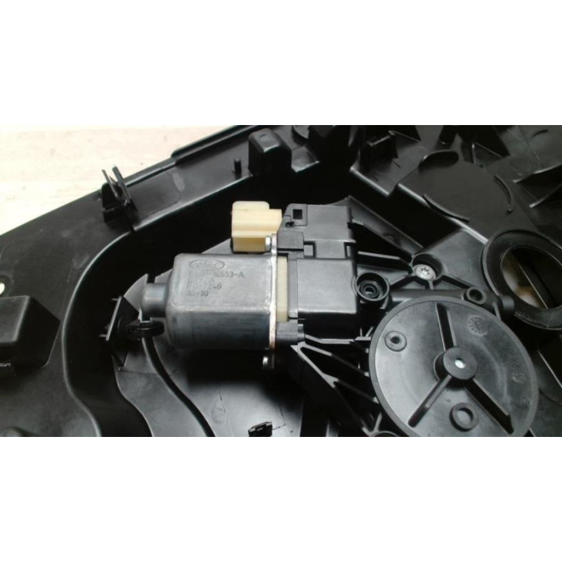 Leve vitre electrique avant droit FORD FIESTA 6 PHASE 1 d’occasion