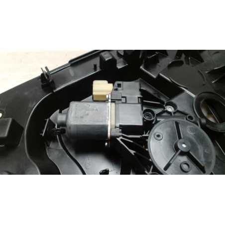 Leve vitre electrique avant droit FORD FIESTA 6 PHASE 1 d’occasion