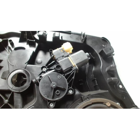 Leve vitre electrique avant gauche FORD FIESTA 6 PHASE 1 d’occasion