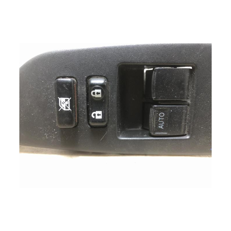 Interrupteur de leve vitre avant gauche TOYOTA AURIS 1 PHASE 1 d’occasion
