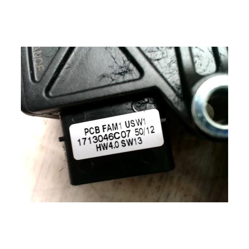 Moteur toit ouvrant PEUGEOT 5008 1 PHASE 1 d’occasion