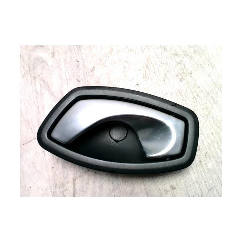 Poignee interieur arriere gauche RENAULT SCENIC 3 PHASE 1 d’occasion