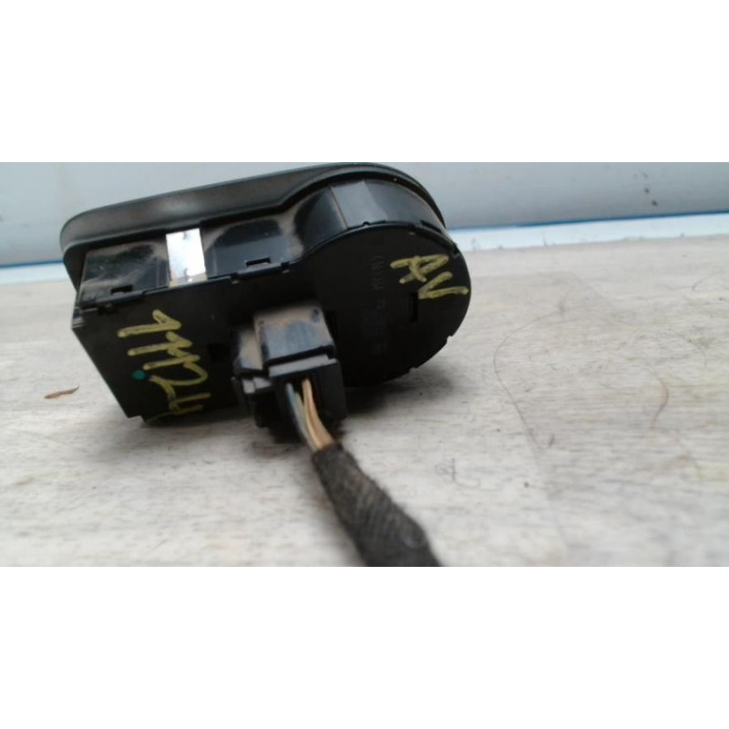 Commande de reglage hauteur de phare OPEL MERIVA B PHASE 1 d’occasion