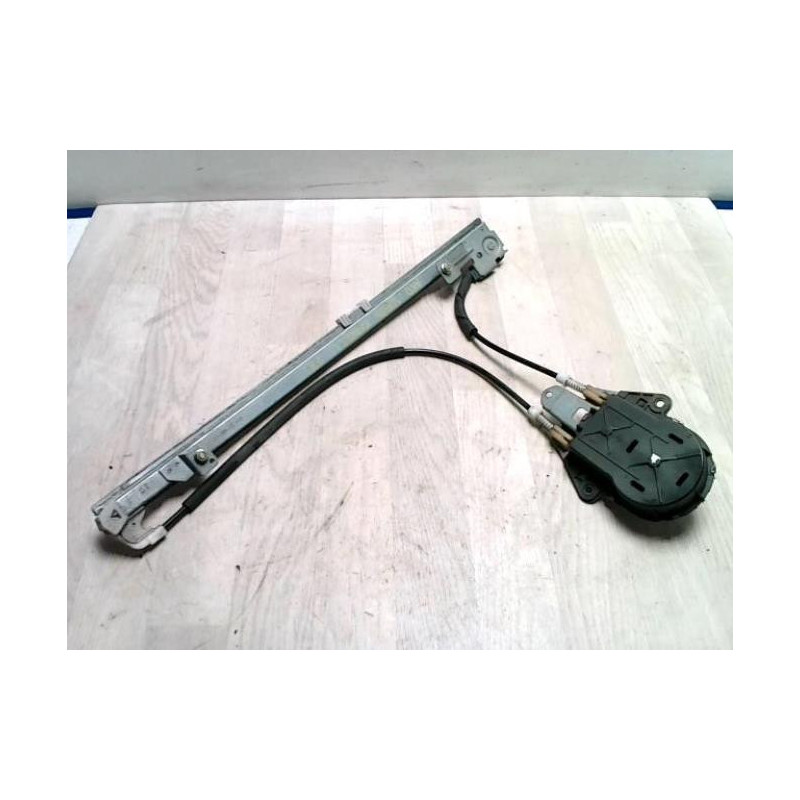 Leve vitre electrique avant droit PEUGEOT EXPERT 1 PHASE 1 d’occasion