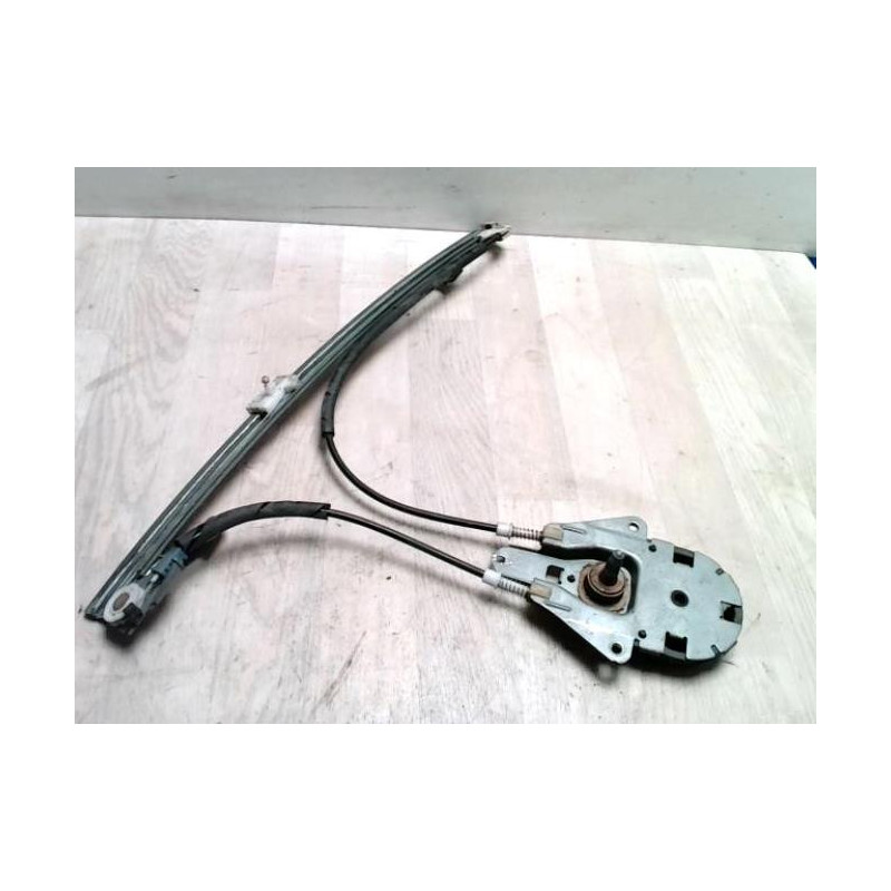 Leve vitre electrique avant droit PEUGEOT EXPERT 1 PHASE 1 d’occasion