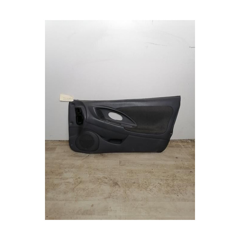 Panneau de porte avant droit MITSUBISHI ECLIPSE COUPE d’occasion
