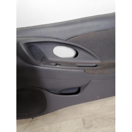 Panneau de porte avant droit MITSUBISHI ECLIPSE COUPE d’occasion