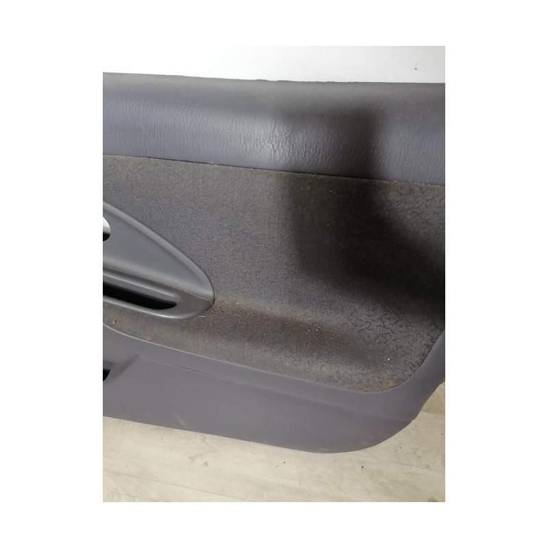 Panneau de porte avant droit MITSUBISHI ECLIPSE COUPE d’occasion