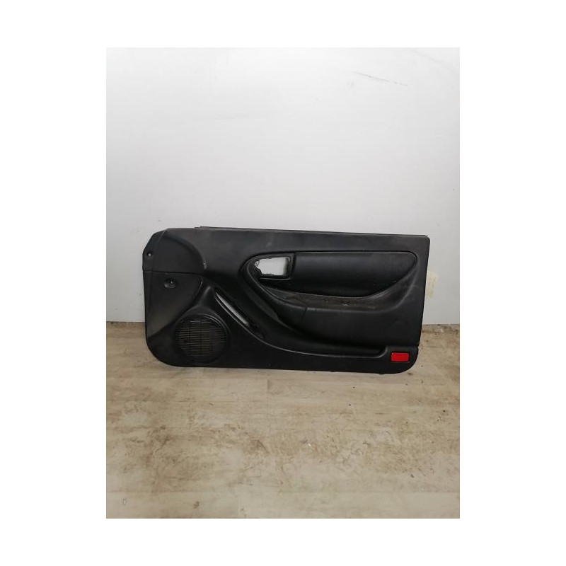Panneau de porte avant droit TOYOTA CELICA 4 COUPE d’occasion