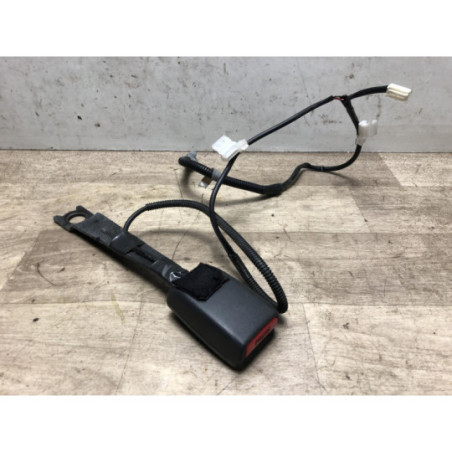 Attache ceinture avant droit TOYOTA AURIS 1 PHASE 1 d’occasion