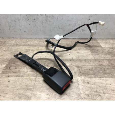 Attache ceinture avant droit TOYOTA AURIS 1 PHASE 1 d’occasion