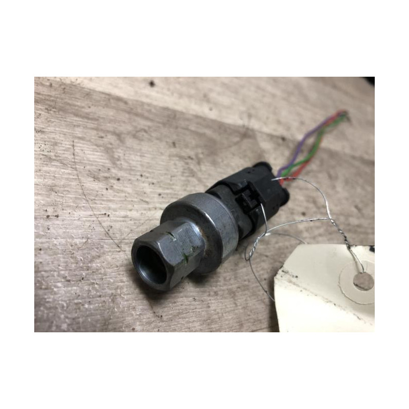 Pressostat de climatisation PEUGEOT 206+ d’occasion