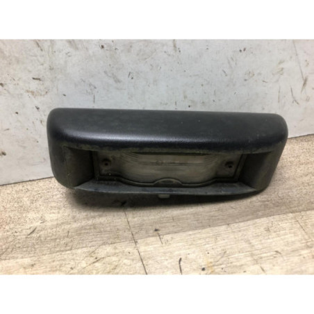 Eclairage de plaque RENAULT TRAFIC 2 PHASE 2 d’occasion