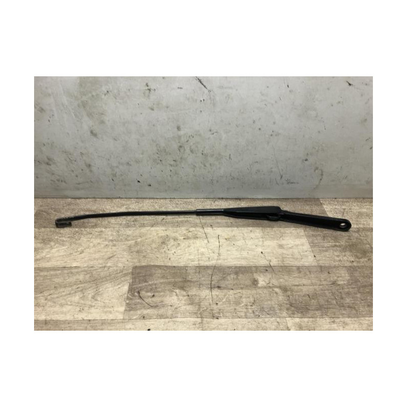 Bras essuie glace avant droit RENAULT TRAFIC 2 PHASE 2 d’occasion