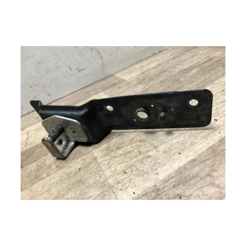 Serrure de porte de coffre droite RENAULT TRAFIC 2 PHASE 2 d’occasion