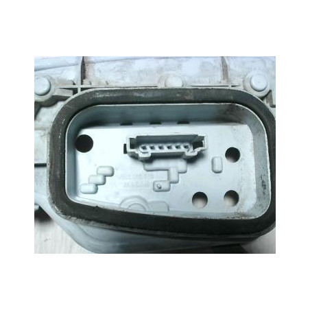 Platine feu arriere droit VOLKSWAGEN POLO 4 PHASE 1 d’occasion