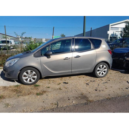 Ceinture arriere centrale OPEL MERIVA B PHASE 1 d’occasion