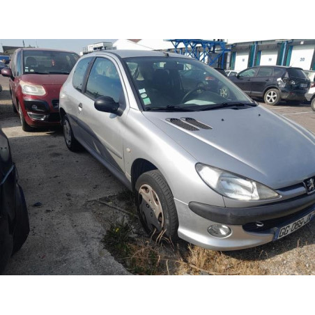 Boitier papillon PEUGEOT 206 PHASE 1 d’occasion