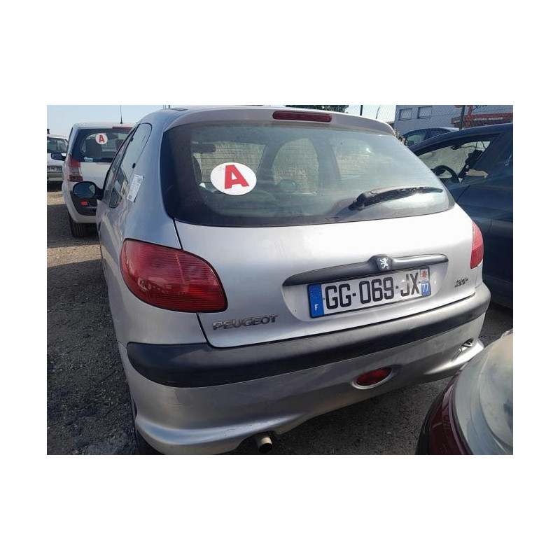 Boitier papillon PEUGEOT 206 PHASE 1 d’occasion