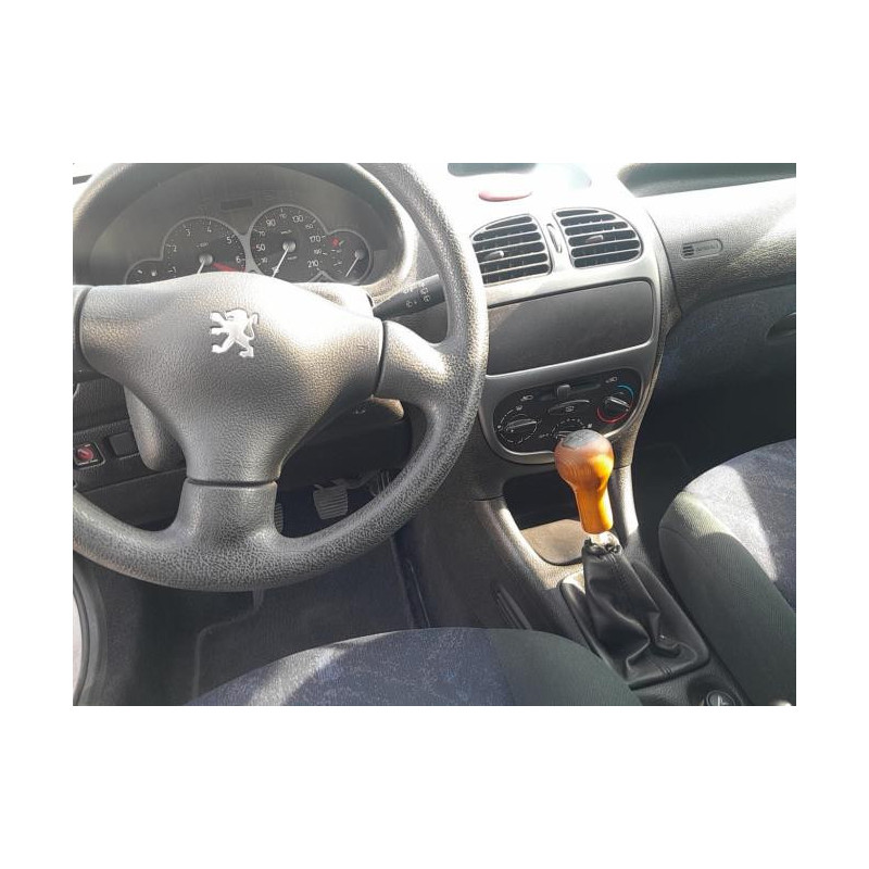 Boitier papillon PEUGEOT 206 PHASE 1 d’occasion