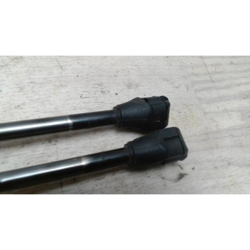 Verin de coffre RENAULT CLIO 1 PHASE 2 d’occasion