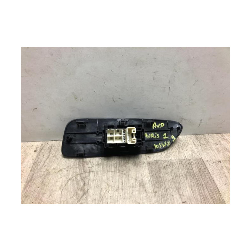 Interrupteur de leve vitre avant droit TOYOTA AURIS 1 PHASE 1 d’occasion