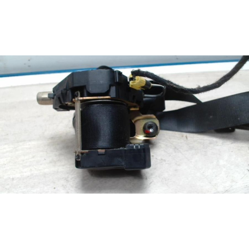 Ceinture arriere droit MERCEDES CLASSE M 163 PHASE 1 d’occasion