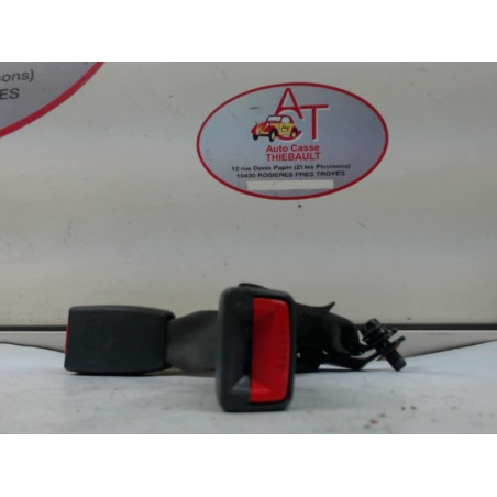 Attache ceinture arriere droit KIA RIO II d’occasion