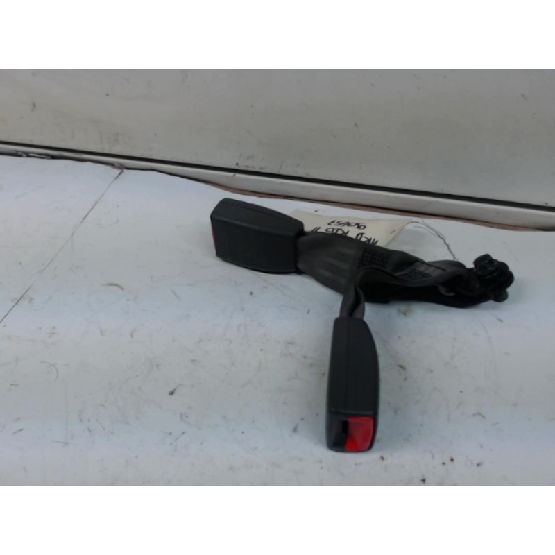 Attache ceinture arriere droit KIA RIO II d’occasion