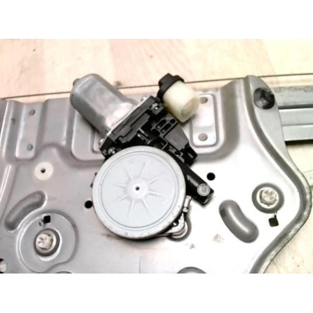 Leve vitre electrique avant gauche MITSUBISHI GRANDIS d’occasion