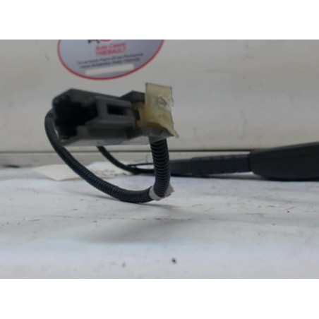 Attache ceinture avant gauche KIA RIO II d’occasion