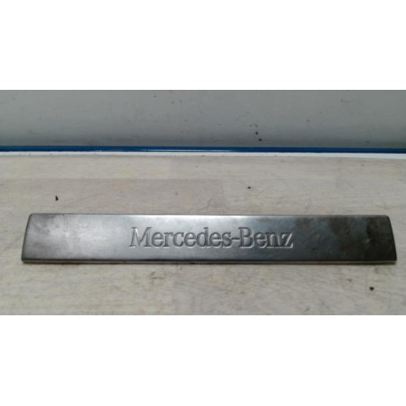 Marche pieds MERCEDES CLASSE M 163 PHASE 1 d’occasion