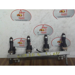 Rampe injection OPEL CORSA (C) PHASE 1 d’occasion