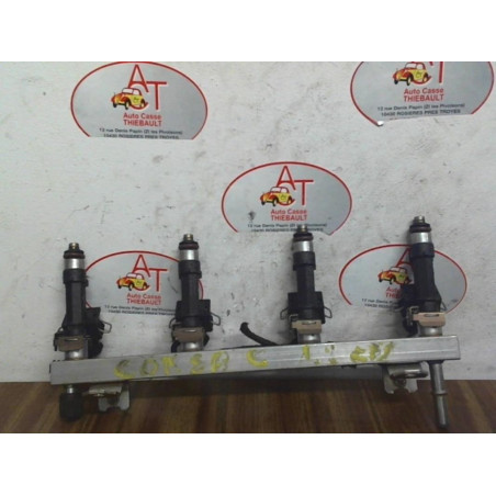 Rampe injection OPEL CORSA (C) PHASE 1 d’occasion