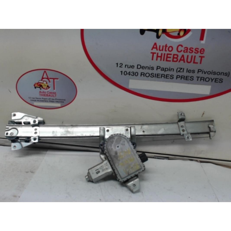 Leve vitre electrique avant droit MITSUBISHI PAJERO d’occasion
