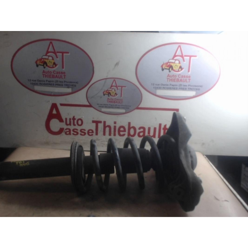 Amortisseur avant droit VOLKSWAGEN  d’occasion