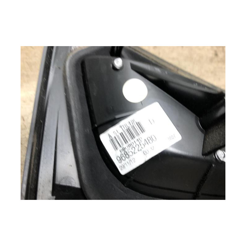 Feu factice arriere droit CITROEN C3 2 PHASE 1 d’occasion