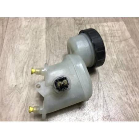 Maitre cylindre (freinage) DAIHATSU CUORE 2 d’occasion