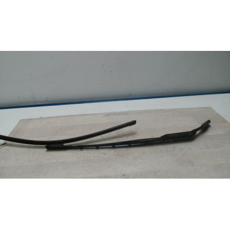 Bras essuie glace avant droit CITROEN C4 1 PHASE 1 d’occasion