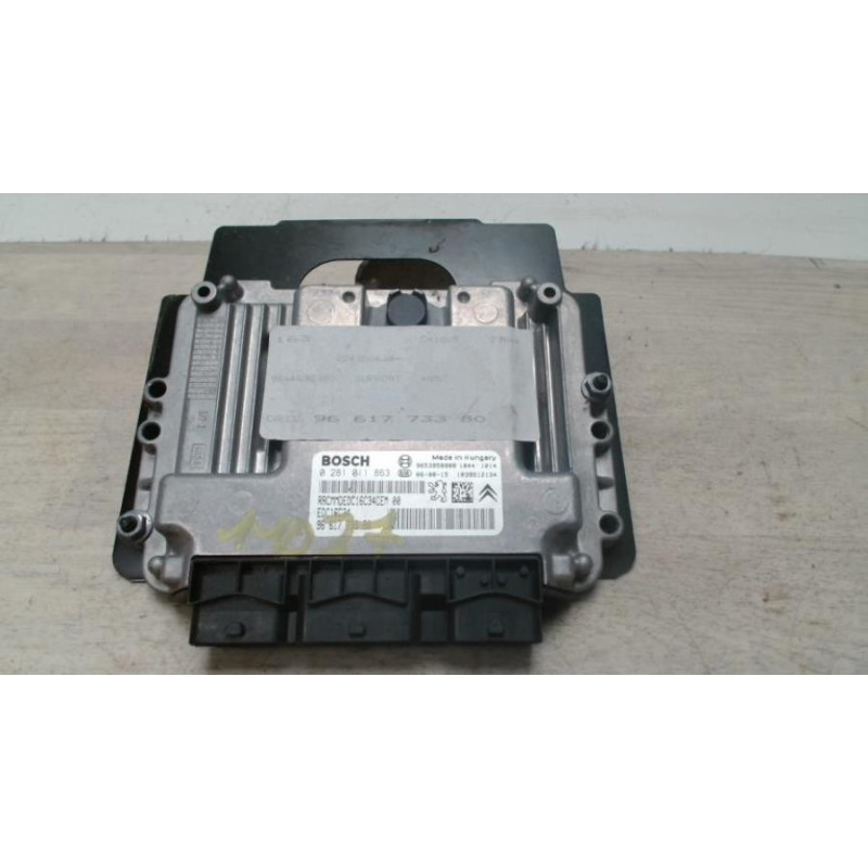 Calculateur moteur CITROEN C4 1 PHASE 1 d’occasion