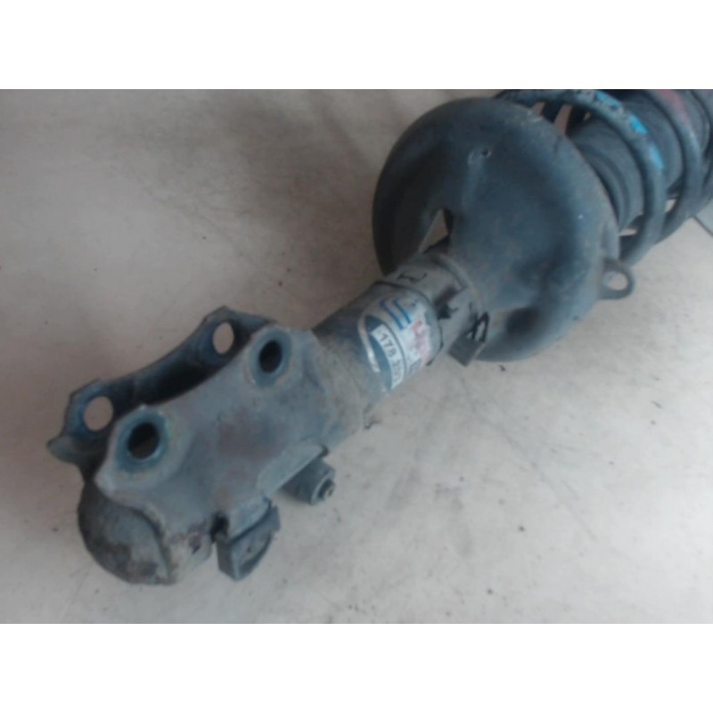 Amortisseur avant gauche SEAT  d’occasion