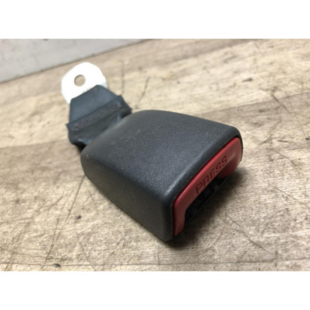 Attache ceinture arriere gauche PEUGEOT 107 PHASE 2 d’occasion