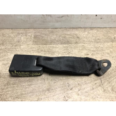 Attache ceinture arriere centrale PEUGEOT 106 PHASE 2 d’occasion