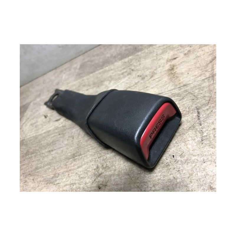 Attache ceinture avant gauche DAIHATSU CUORE 2 d’occasion