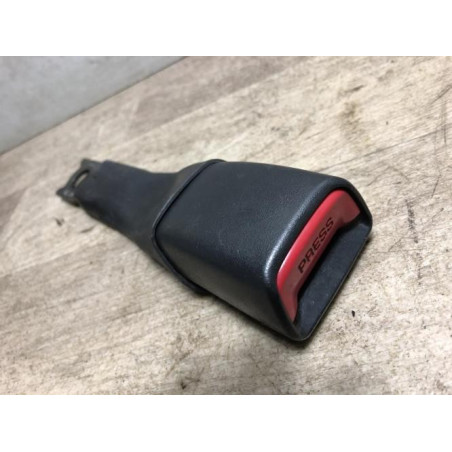 Attache ceinture avant gauche DAIHATSU CUORE 2 d’occasion