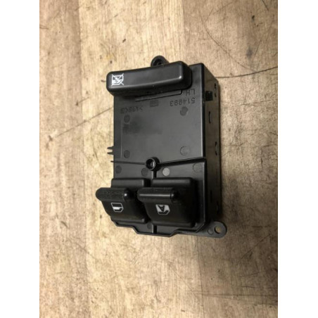 Interrupteur de leve vitre avant gauche DAIHATSU CUORE 2 d’occasion