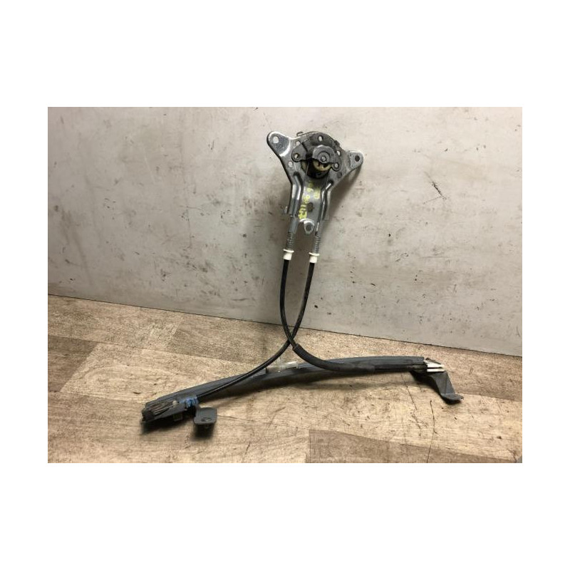 Leve vitre mecanique arriere droit PEUGEOT 106 PHASE 2 d’occasion