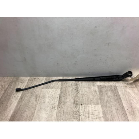 Bras essuie glace avant droit DAIHATSU CUORE 2 d’occasion