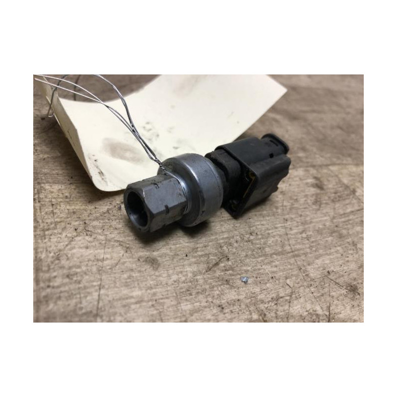 Pressostat de climatisation CITROEN C3 PICASSO PHASE 1 d’occasion